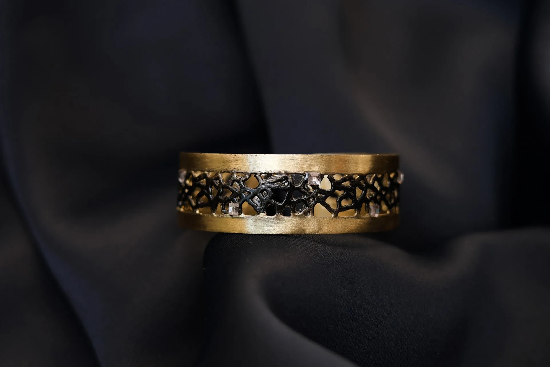 Parure — Dentelle dorée