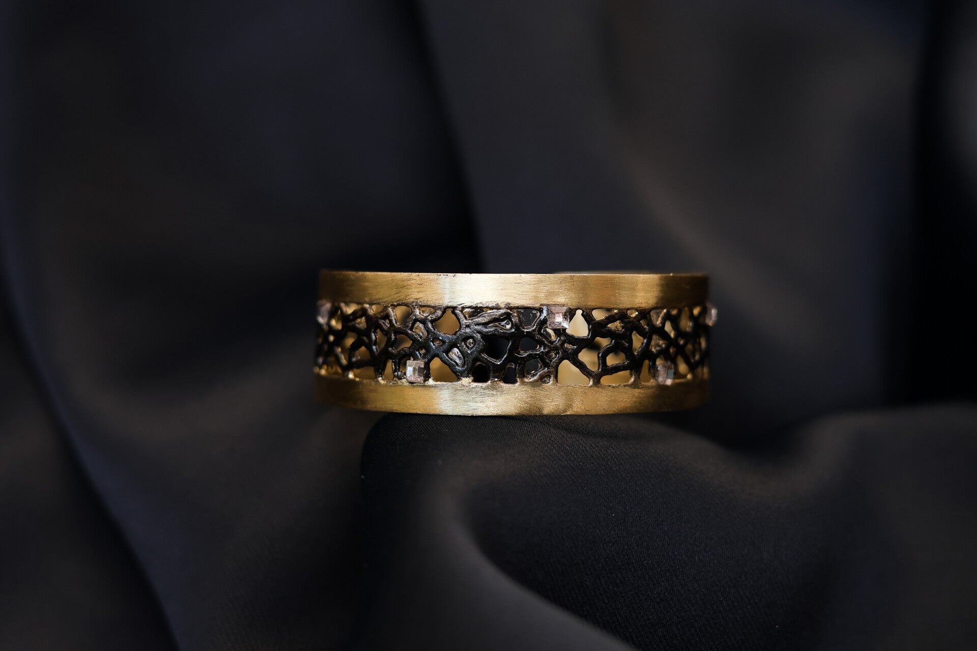 Parure — Dentelle dorée