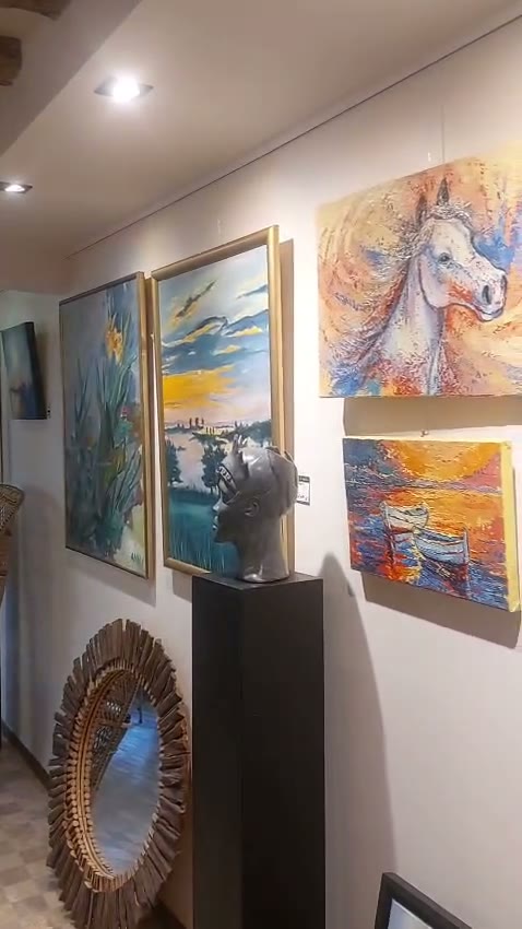 Visite filmée de la galerie Roz In Winter, à Versailles